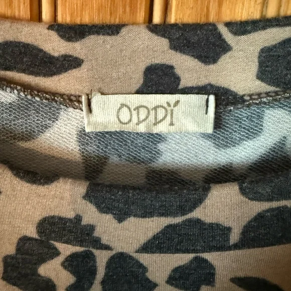 ODDY Animal Print Ruffle Blouse - Picture 5 of 5